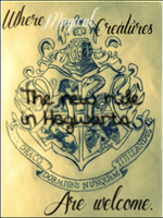 Hogwartscresthaha.png Hogwartscresthaha.png